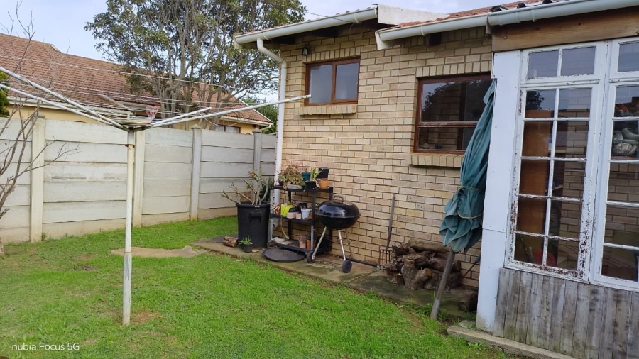 3 Bedroom Property for Sale in C Place Eastern Cape